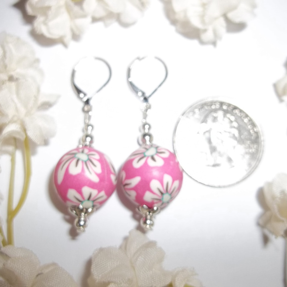 Big Pink Flower Earrings Dangle Beaded NWT 4777 - Picture 7 of 8